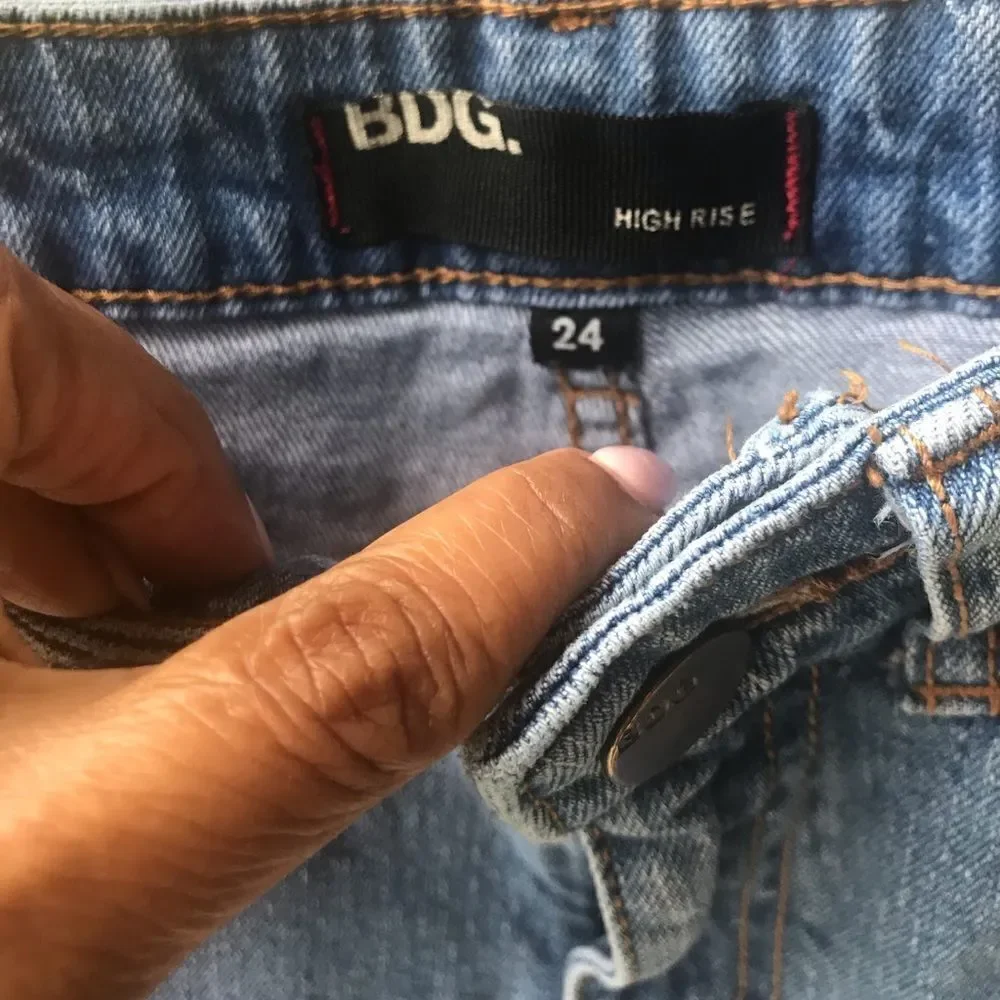 Urban Outfitters waist 12” shorts
